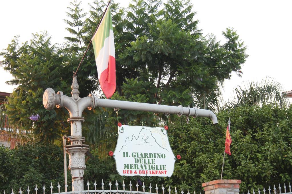 B&B Il Giardino Delle Meraviglie Melito Di Porto Salvo Exterior foto